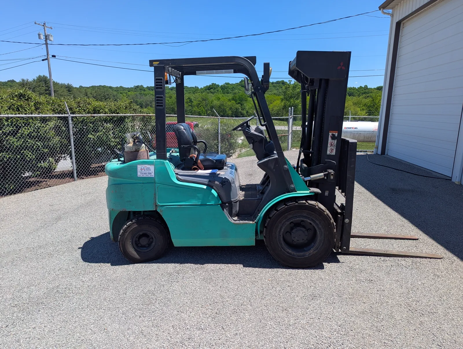 Used Mitsubishi counterbalanced forklift available in Delaware